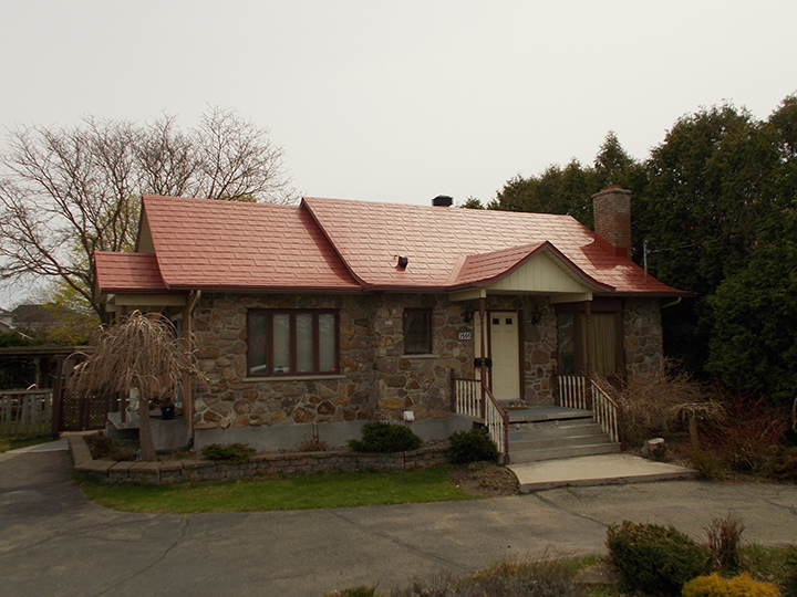 Installateur de toiture en métal à Bécancour